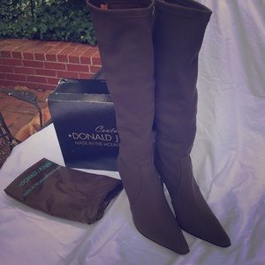 Couture Donald Pliner expresso stretch stilettos